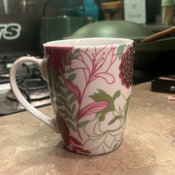 Pier 1 Imports 2013 TRUE FRIENDS Coffee Tea Drink Mug Cup 4.5” T x 3.5” W - Picture 2 of 5